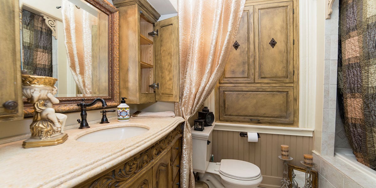 Drayton Room Bath