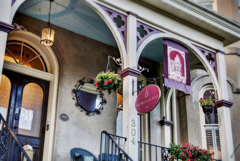 Savannah B&B - The McMillan Inn - In The HEART Of The Historic District